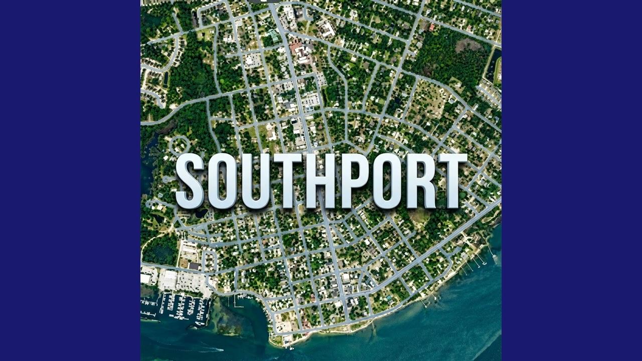Southport Fence Rules: Permits, Historic Districts & Fees